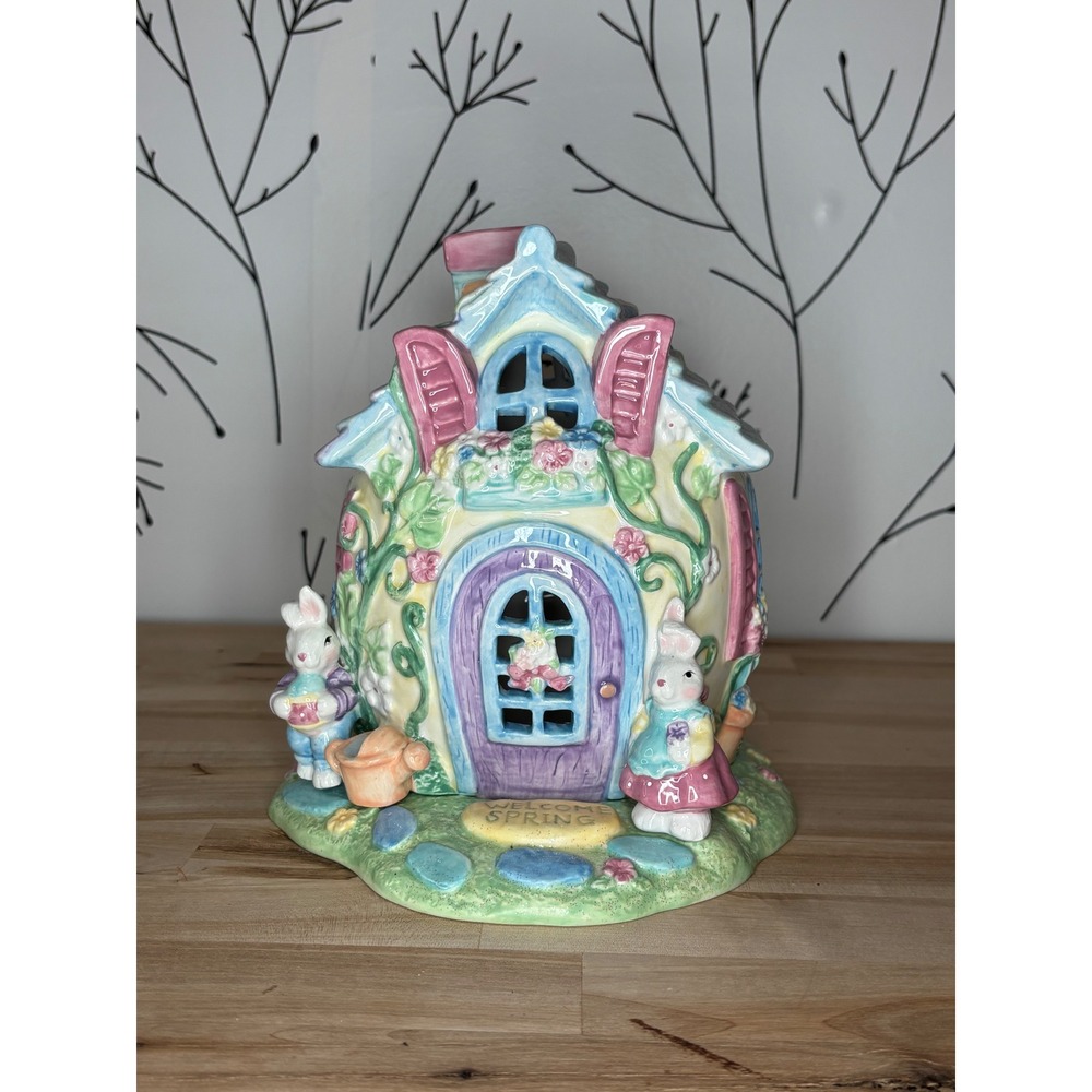 Avon Luminous Treasures Welcome Spring Bunny Cottage Tea Light Holder 2003
